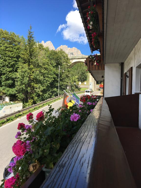 Meuble Villa Neve Cortina dʼAmpezzo Eksteriør billede