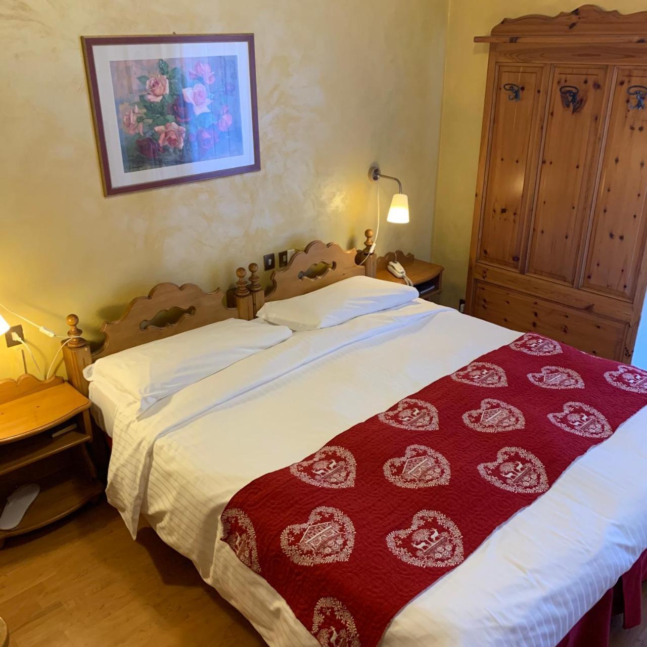 Meuble Villa Neve Cortina dʼAmpezzo Eksteriør billede