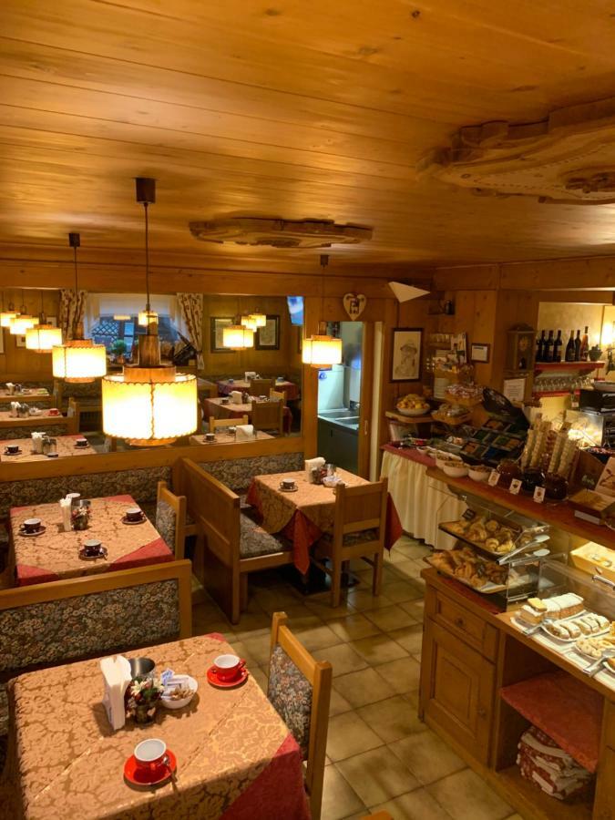 Meuble Villa Neve Cortina dʼAmpezzo Eksteriør billede